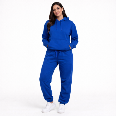 חליפת טרנינג לנשים צבע כחול רויאל נוח לעבודה ולבית