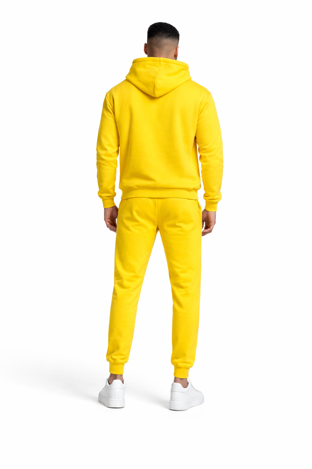 חליפת טרנינג לגברים צבע צהוב נוח לעבודה ולבית